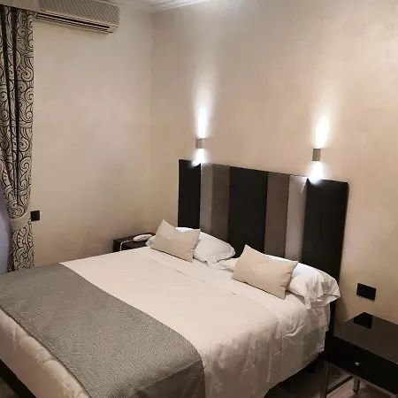 Rimini 3* Rome