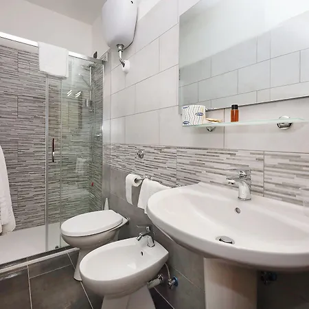 Rimini 3* Rome