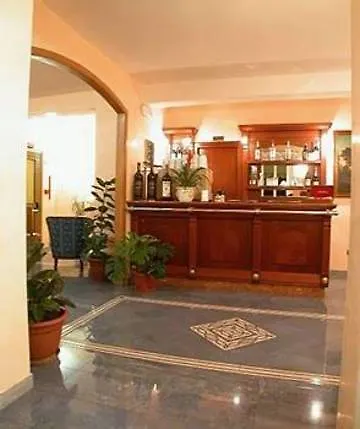 里米尼酒店 酒店 3*